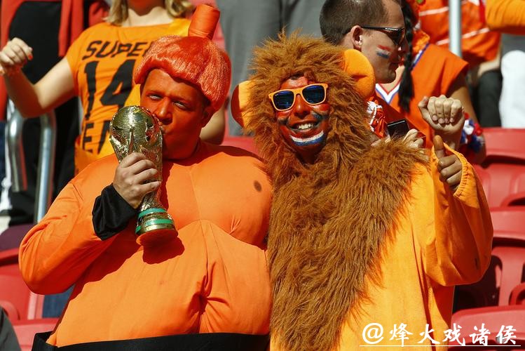 世界杯投注平台社交功能：与球迷实时互动